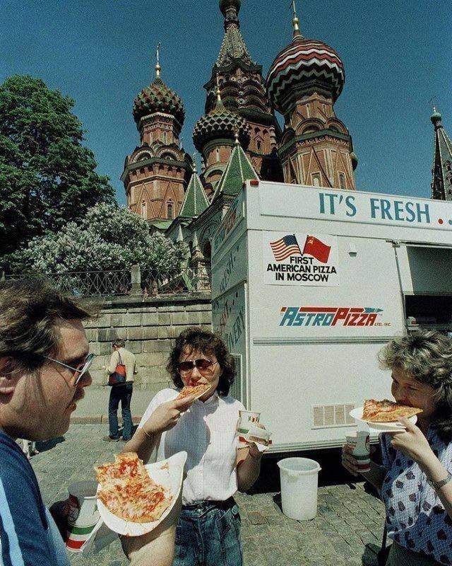 Интересные фотографии 1990 -х 12.05.25