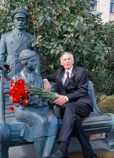 Интересные снимки известных людей 14.07.25