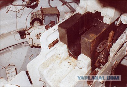 Внутри советского танка Т-34