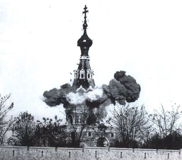 Чёрно-белых фотографий с подписями вам в ленту!