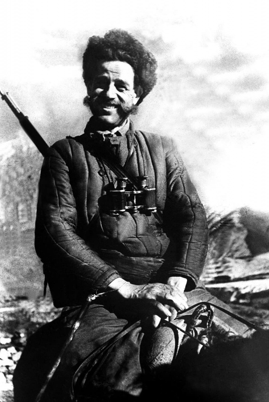 История в фотографиях