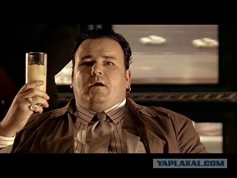 А мы в праздники сделали стол!