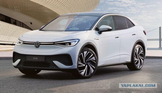 На улицах Москвы заметили Lada Aura