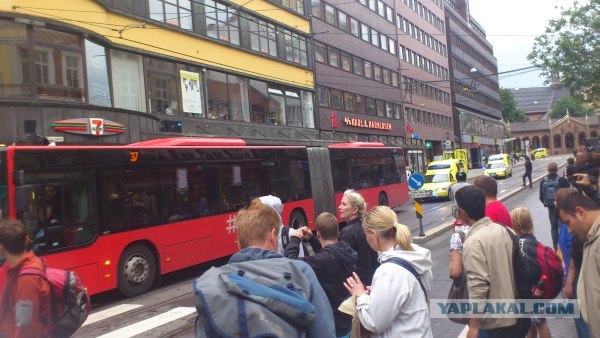 Теракты в Осло: взрыв и расстрел подростков