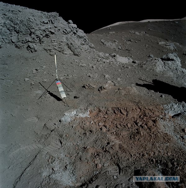 Китай опубликовал цветные фотографии после высадки на Луне