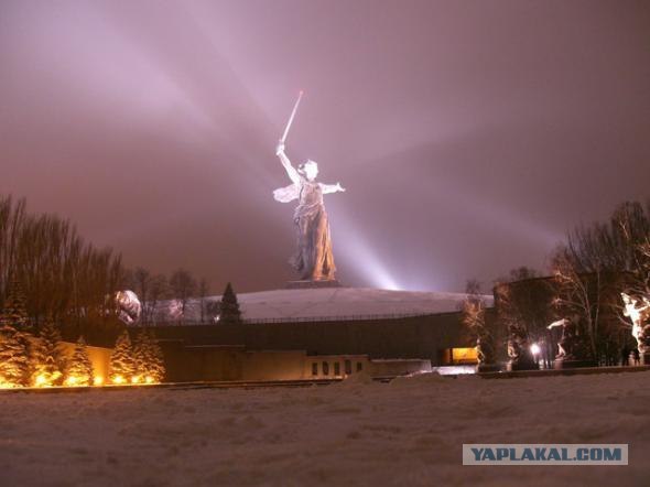 С Новым годом, кaмрады!