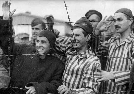Освобождённые лагеря.«Вы должны возместить трудом то, что совершили ваши дети, а вы этому не сумели помешать»