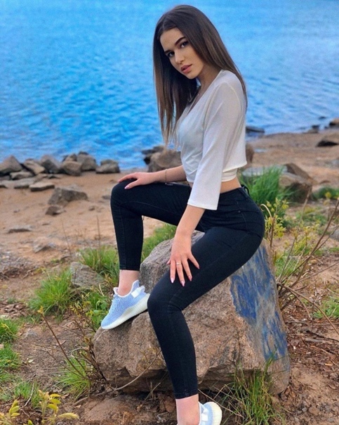 Спортивные Девчата