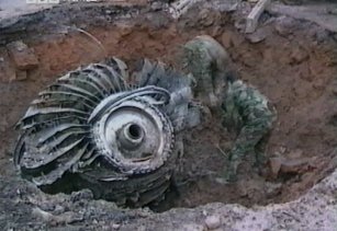 Первое видео с места падения Боинга MH17