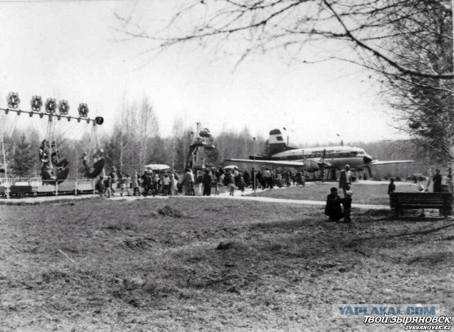 Дарите детям самолёты!