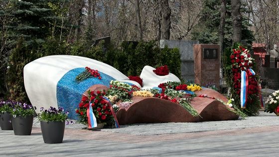 Премьер-министр Канады предложил вернуть Ельцина на пост президента России