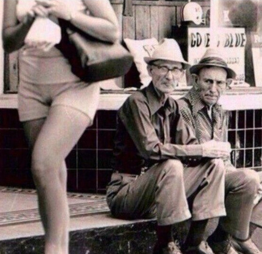 Главное ребята сердцем не стареть. Неизбежны но с ними. Кризис в жизни. Человеческие кризисы. Неизбежны но с ними.