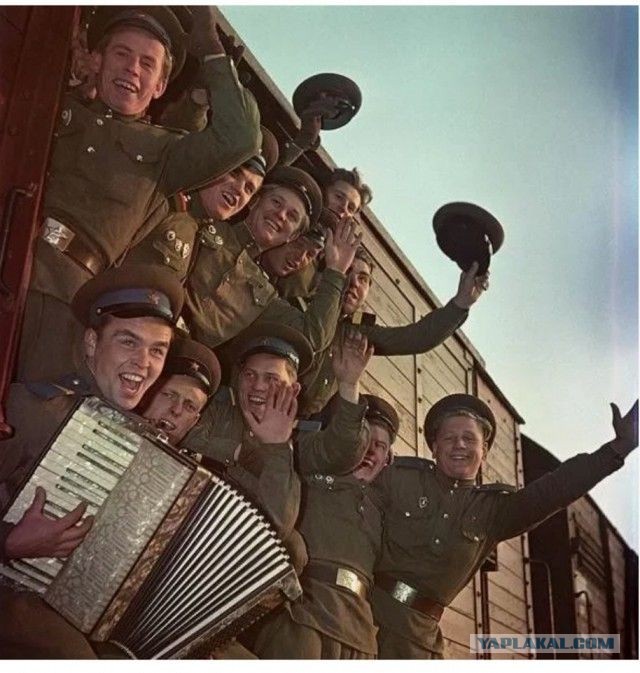 Редкие кадры и архивные снимки