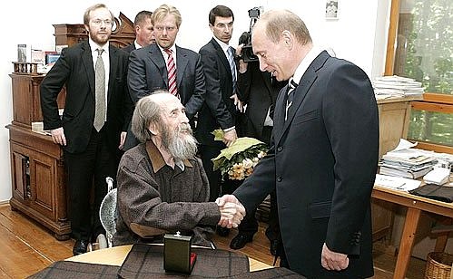 Солженицын- стукач