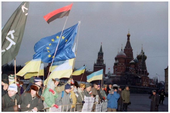 Так Украина отделялась от России: полные драматизма кадры девяностых