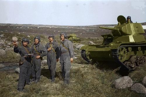 Фотографии второй мировой, многие цветные (фото)