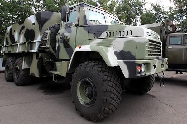 Техника с парада  в Куеве прибыла в зону АТО