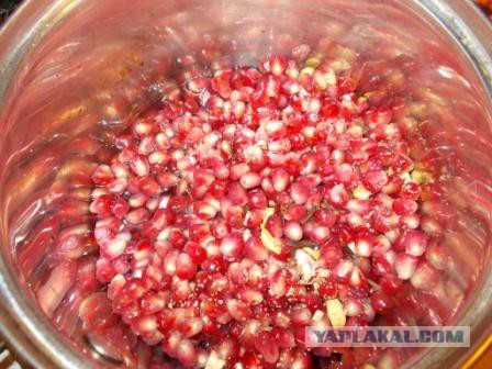 Вкусное обаяние Кулинарии, Повара ЯПа поздравляют милых дам!
