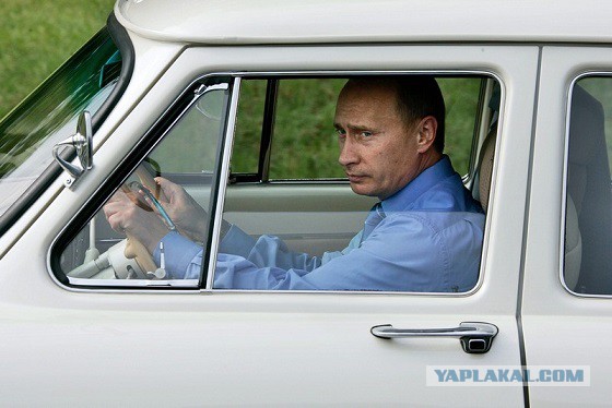 Жители Москвы пожаловались на прокуроров-мажоров на элитных авто