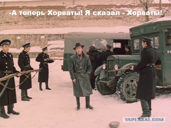 «Стыдно за такой стрит-арт» В Петербурге после жалобы местного жителя закрасят граффити с Черчесовым