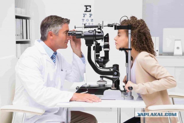 Что ищут офтальмологи у пациентов с отслойкой сетчатки?