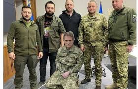 Белый дом хочет, чтобы Украина провела президентские и парламентские выборы, пишет Reuters.
