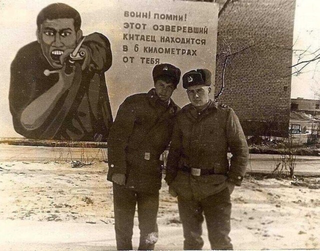Чёрно-белый мир
