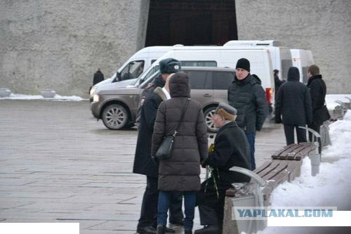 С Мамаева кургана выгнали ветерана