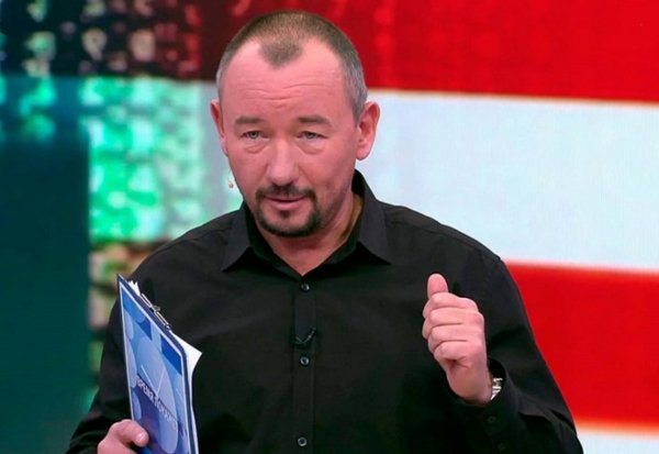 Пьяный десантник на корпоративе