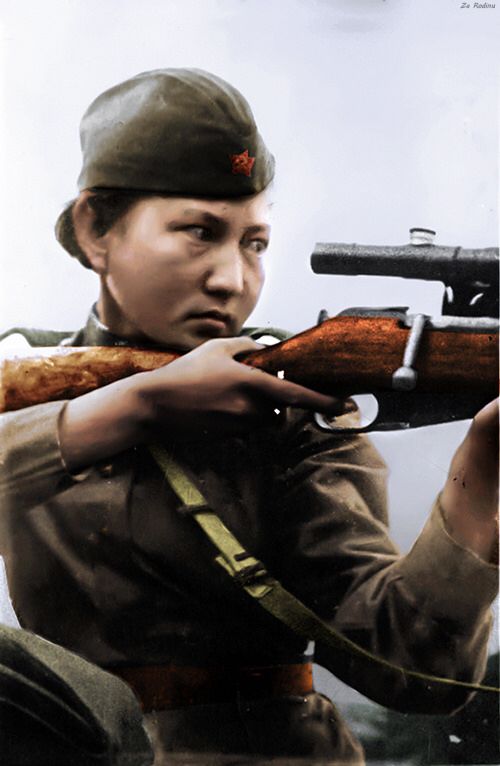 Фотографии связанных с историей Красной и Советской Армии.