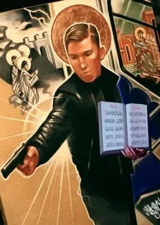 В московском метро мужчина подрался с бородачом, не реагировавшим на замечания