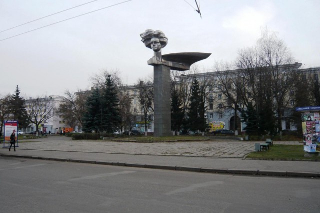 Какие прозвища дают памятникам в России