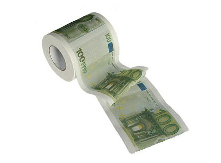 Такая тумбочка в каждом доме нужна.