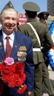 Ножиком в задницу, чтобы не дергался. Воспоминания разведчика