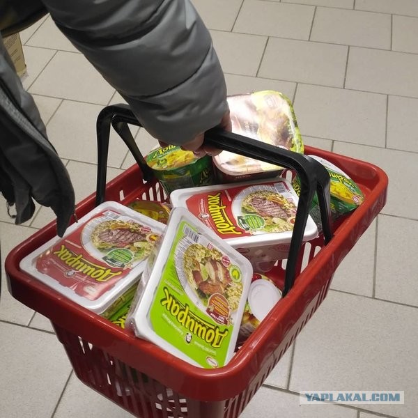 7 бесполезных продуктов в Пятерочке, которые стоят дороже икры, но люди этого не замечают