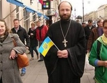 В Донецк привезли икону Божьей Матери