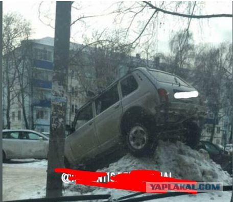 «Ты здесь не чистил»: Разборки в одном из дворов в Кемерово