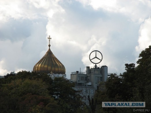 Настоятельница столичного монастыря купила Mercedes-Benz S-класса почти за ₽10 млн