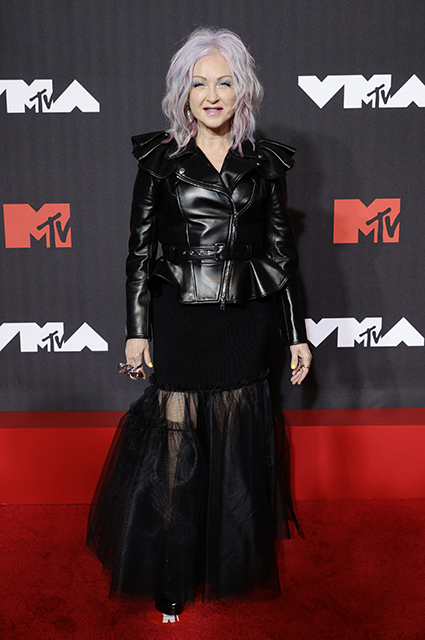 Самые-самые наряды на MTV video music awards 2021