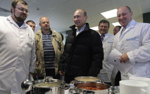 Президент России В.Путин, 43–й президент США Дж.Буш и Е.Пригожин, 2001 год
