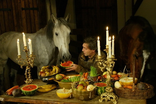 Скоро Год Лошади)))