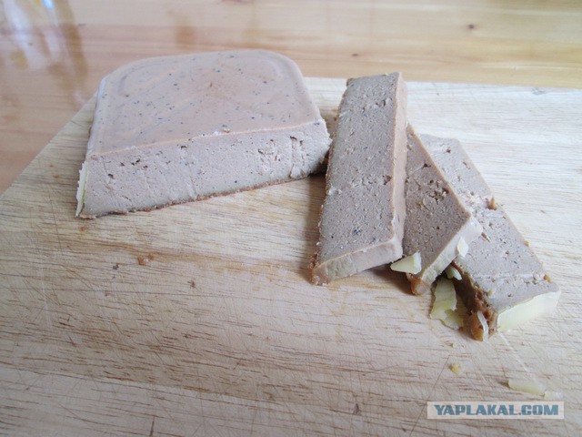 Паштет запеченный, печеночный.