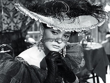 Девушки с низкой социальной ответственностью в советском кино