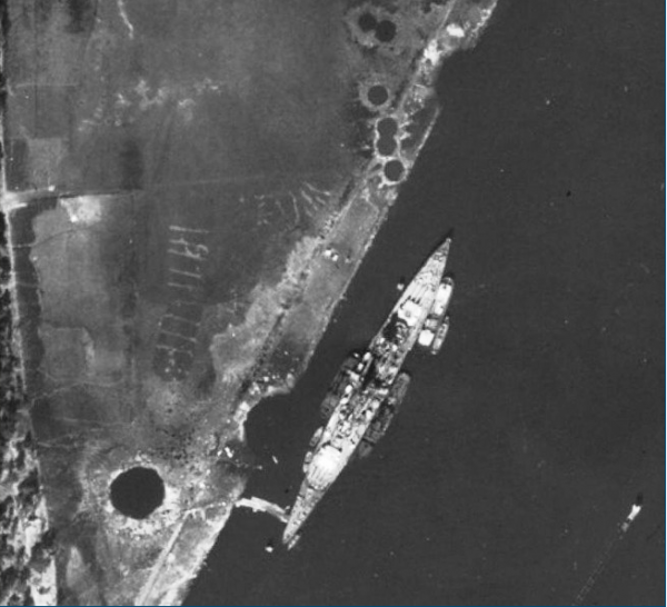 Подводный взрыв бомбы времён Второй мировой войны