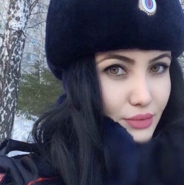 Прилетел в Москву куда дальше?