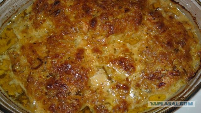 Сёмга, запечённая c шафрановым пореем