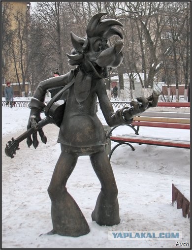 10 самых веселых памятников в России