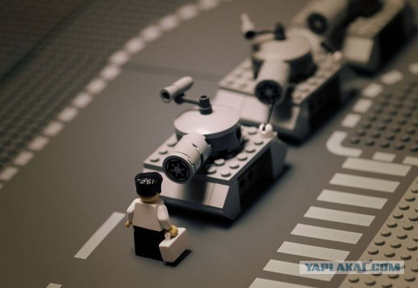 Lego-пародии на всемирно известные фотографии