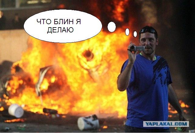 Фотожаба: Что же его так заинтересовало?