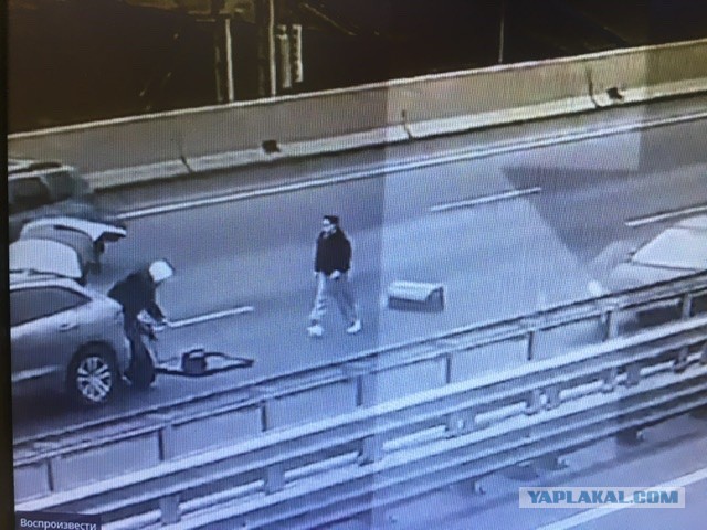 На трассе МСД в Москве погибли 2 человека